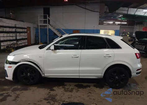 2016 Audi Q3 2.0T Premium Plus z USA, uszkodzony, nr VIN WA1GFCFS6GR008367